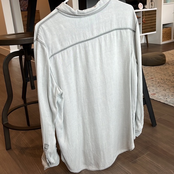 Sunday Best Button Down - Picture 2 of 3